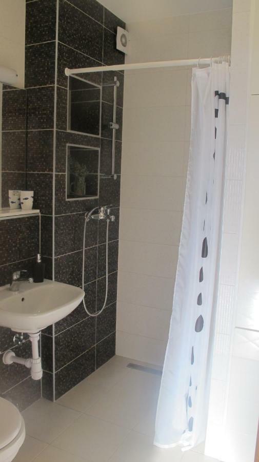 Appartamento Magi House With Pool Podstrana Esterno foto